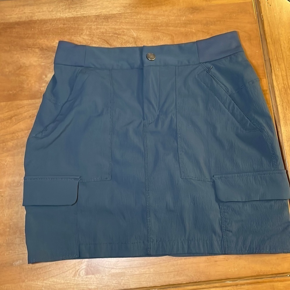 ATHLETA Skort Size 4